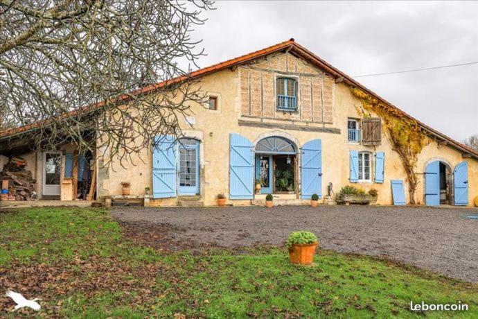 Gite Izabeau Pouillon Exteriör bild